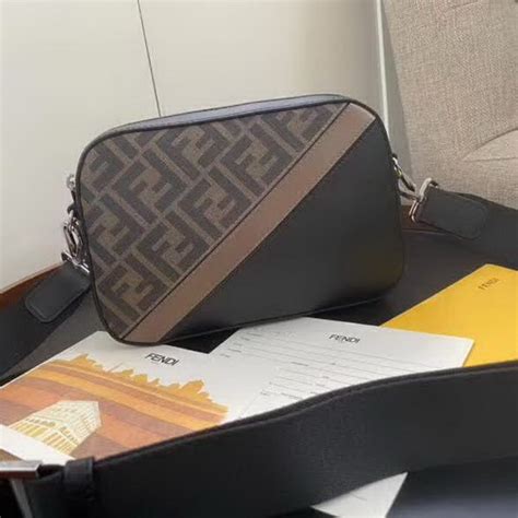 replica tracolla fendi|real or fake fendi.